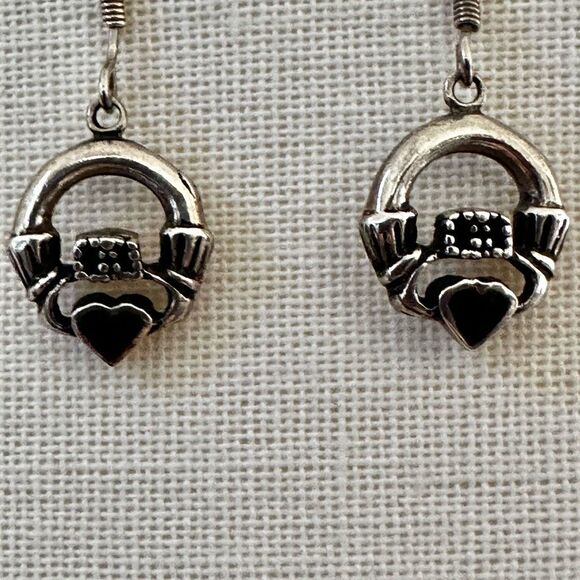 Sterling Silver Claddagh Earrings with Black Onyx Hearts - Picture 1 of 8
